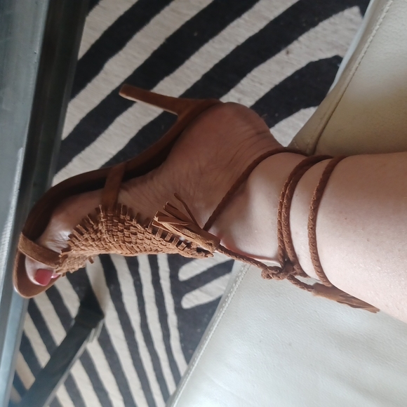 Join suede tie sandals - Picture 2 of 4